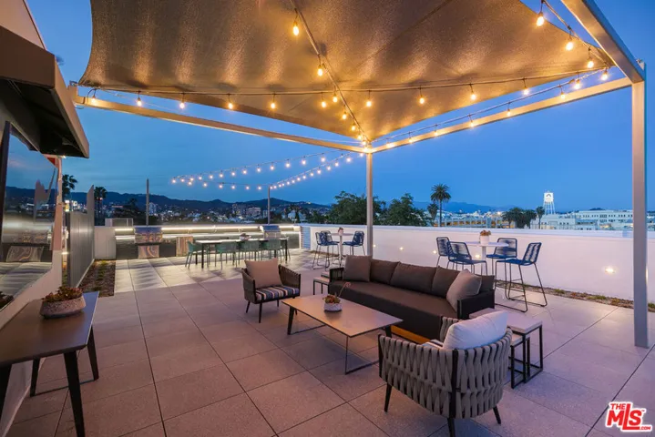 5801 Camerford Avenue 104, Los Angeles, California 90038