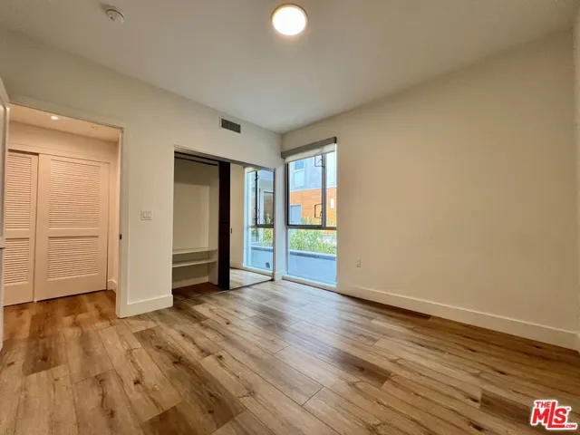 5801 Camerford Avenue 104, Los Angeles, California 90038