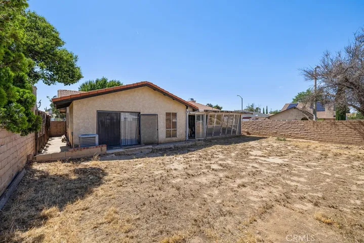 44668 13th Street E, Lancaster, California 93535