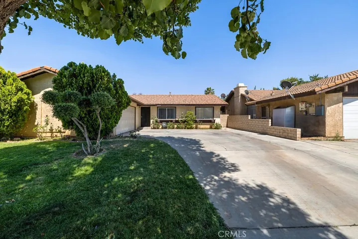 44668 13th Street E, Lancaster, California 93535