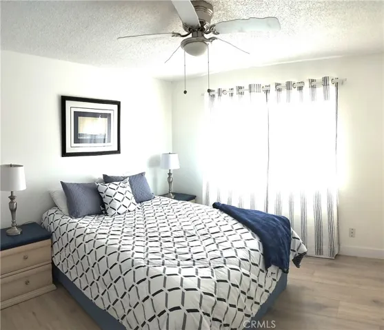 150 E Lakeshore Drive 22, Lake Elsinore, California 92530