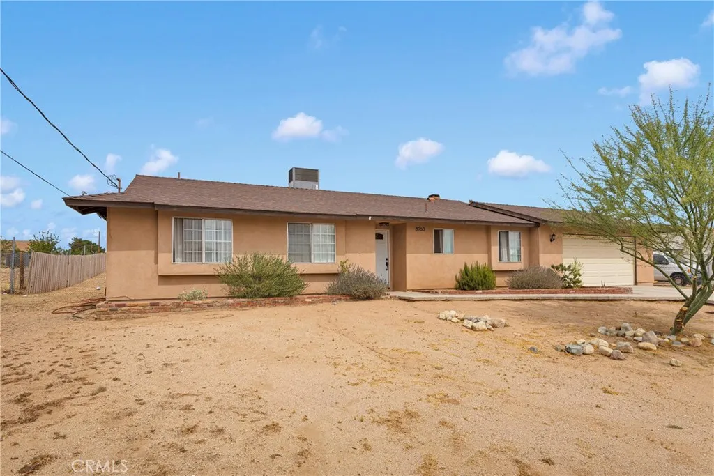 8960 Buckthorn Avenue, Hesperia, California 92345 home-pic-3