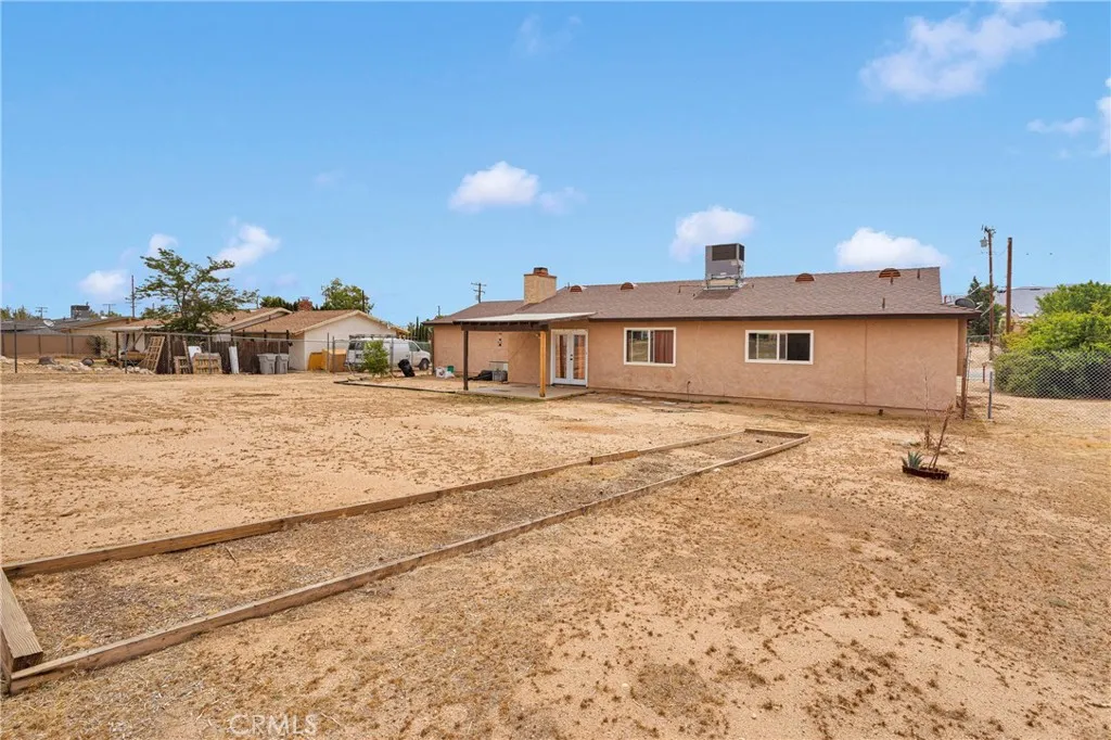 8960 Buckthorn Avenue, Hesperia, California 92345 home-pic-29