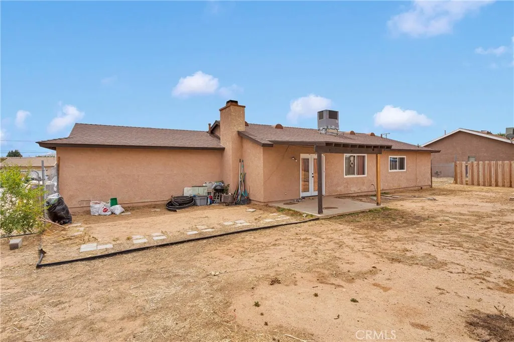 8960 Buckthorn Avenue, Hesperia, California 92345 home-pic-31