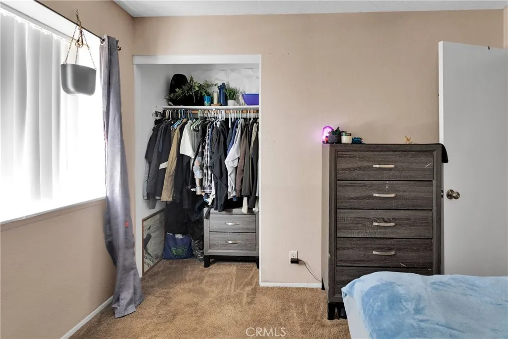 8960 Buckthorn Avenue, Hesperia, California 92345 home-pic-21