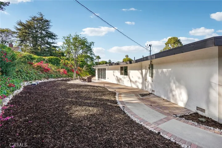 43 Rockinghorse Road, Rancho Palos Verdes, California 90275
