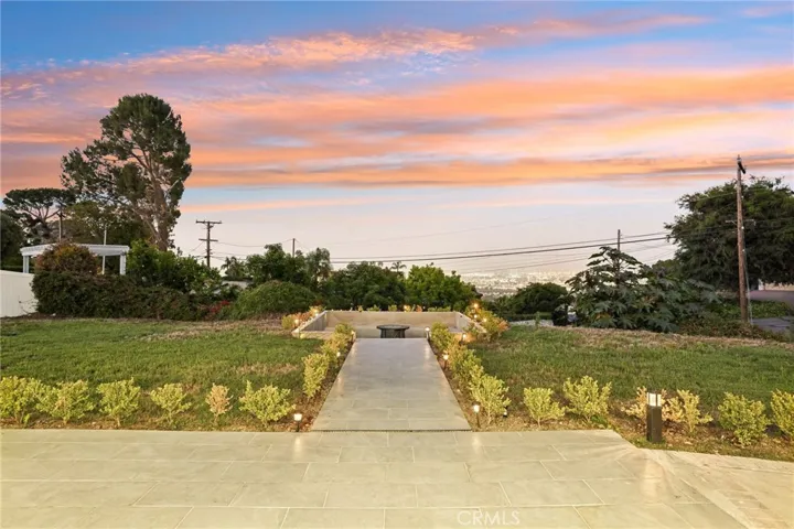 43 Rockinghorse Road, Rancho Palos Verdes, California 90275