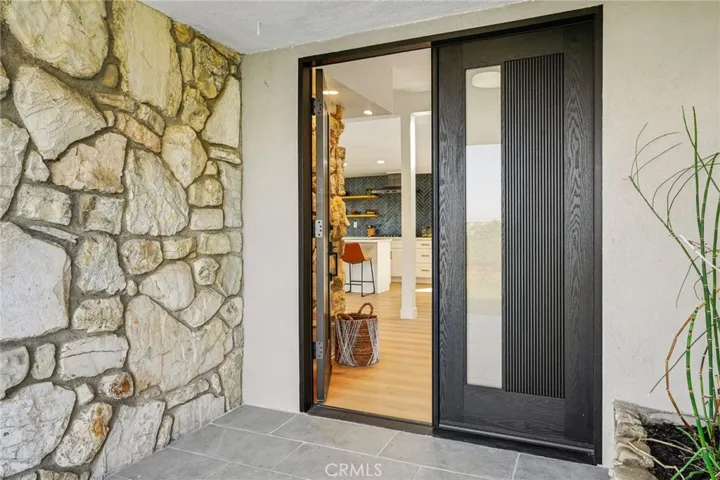 43 Rockinghorse Road, Rancho Palos Verdes, California 90275