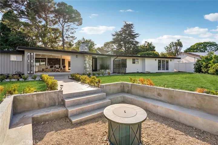 43 Rockinghorse Road, Rancho Palos Verdes, California 90275