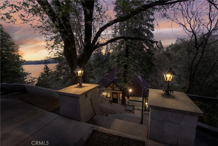 362 Ca-173, Lake Arrowhead, California 92352