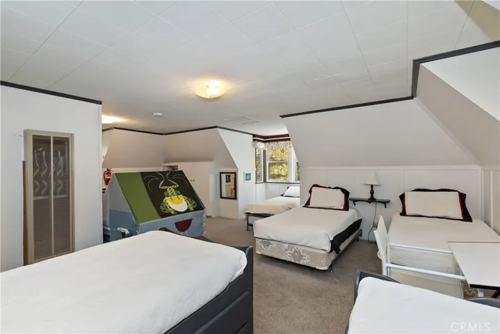362 Ca-173, Lake Arrowhead, California 92352