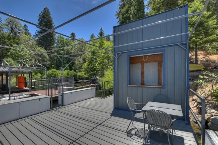 362 Ca-173, Lake Arrowhead, California 92352