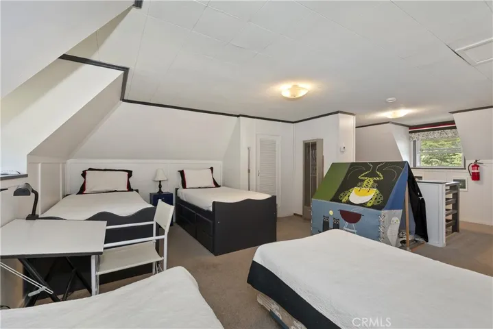 362 Ca-173, Lake Arrowhead, California 92352