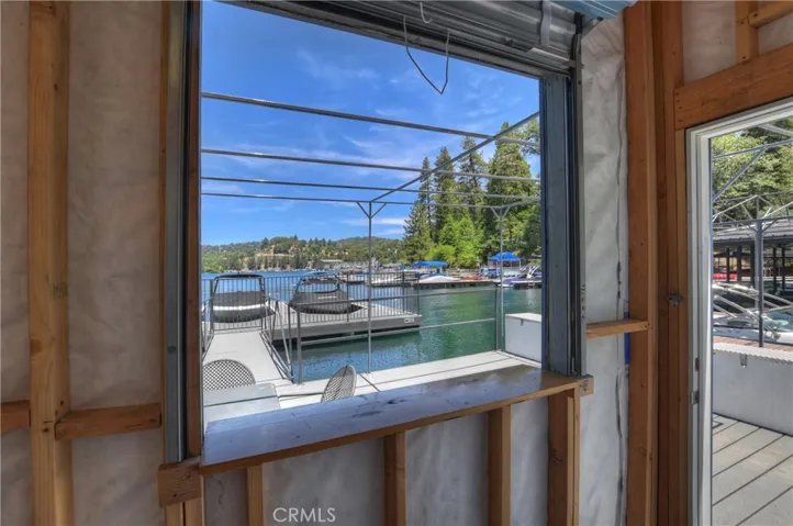 362 Ca-173, Lake Arrowhead, California 92352