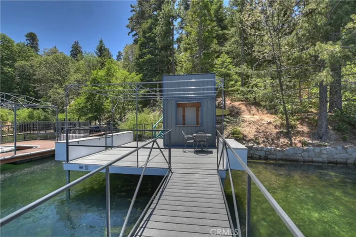362 Ca-173, Lake Arrowhead, California 92352