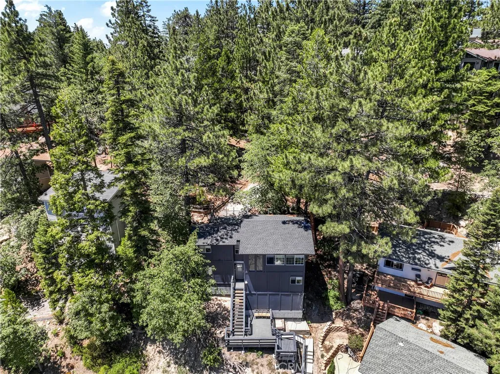 32538 Scandia Drive, Running Springs, California 92382 home-pic-25