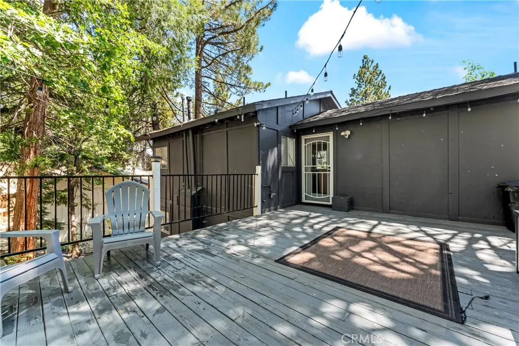 32538 Scandia Drive, Running Springs, California 92382 home-pic-19