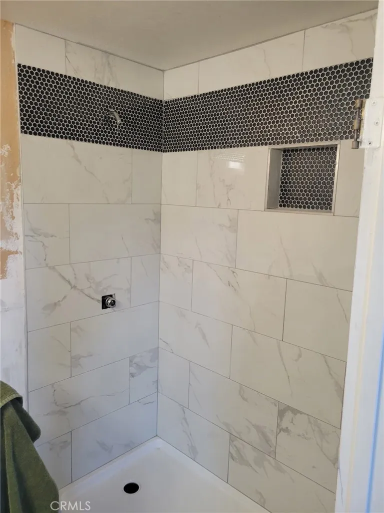 32538 Scandia Drive, Running Springs, California 92382 home-pic-15