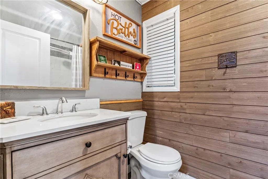 32538 Scandia Drive, Running Springs, California 92382 home-pic-14