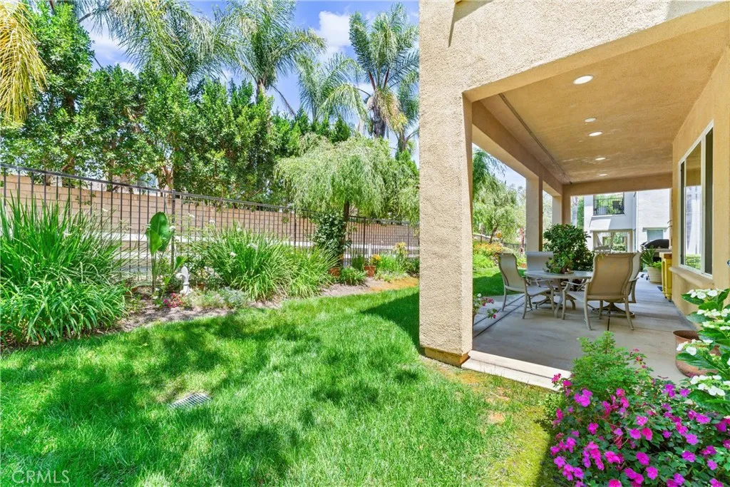 8948 Cuyamaca Street, Corona, California 92883 home-pic-25