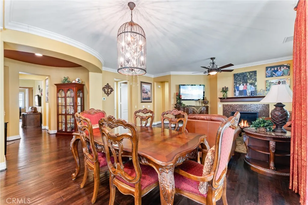 8948 Cuyamaca Street, Corona, California 92883 home-pic-6