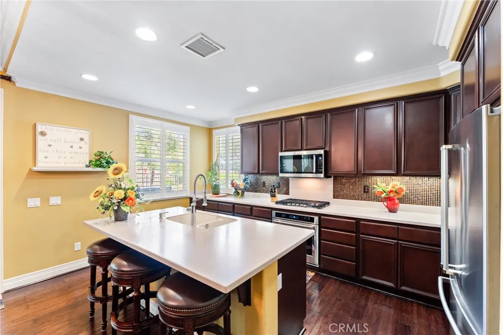 8948 Cuyamaca Street, Corona, California 92883 home-pic-9