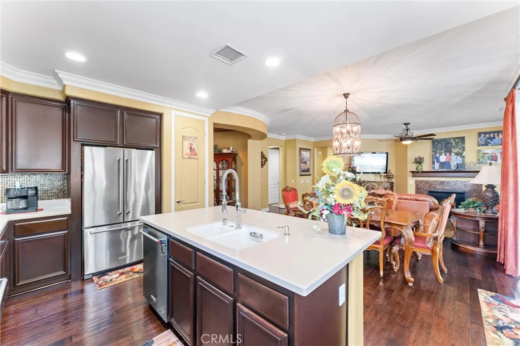 8948 Cuyamaca Street, Corona, California 92883 home-pic-8