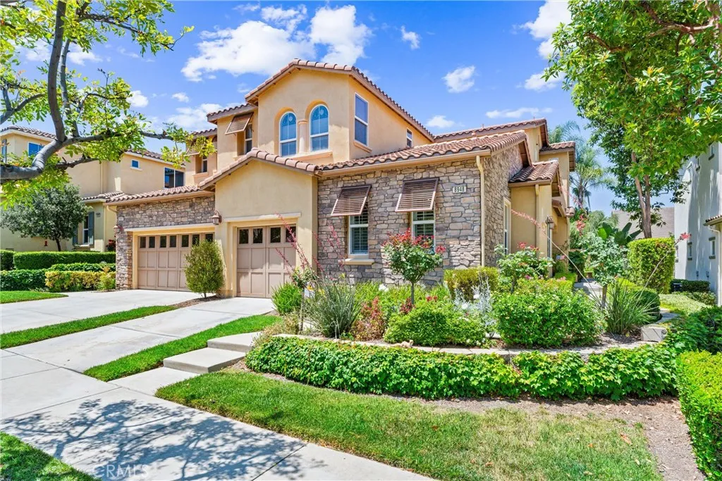 8948 Cuyamaca Street, Corona, California 92883 home-pic-1