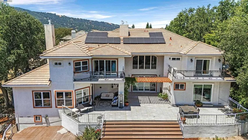 349 Brianne Ct, Pleasanton, California 94566