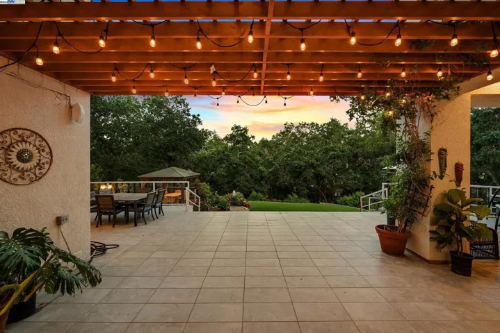 349 Brianne Ct, Pleasanton, California 94566
