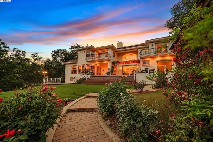 349 Brianne Ct, Pleasanton, California 94566