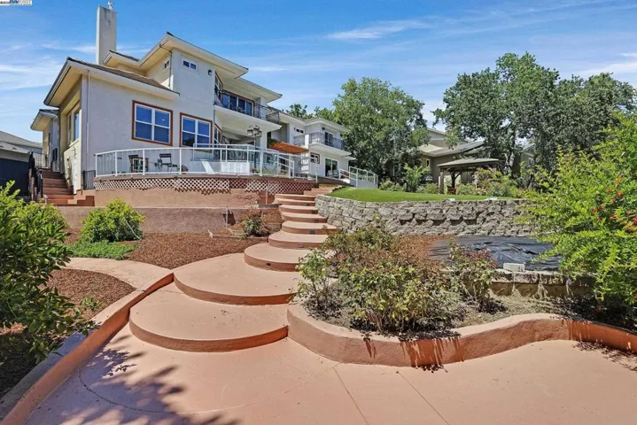 349 Brianne Ct, Pleasanton, California 94566