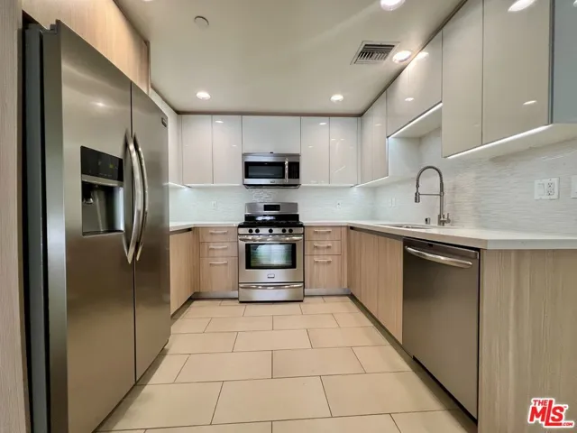 11715 W Bellagio Road 107, Los Angeles, California 90049