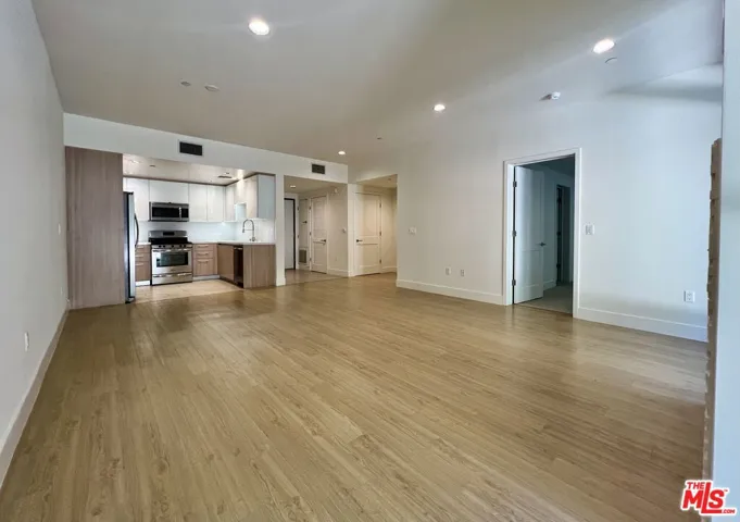 11715 W Bellagio Road 107, Los Angeles, California 90049