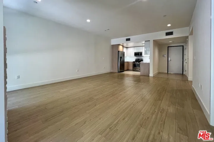 11715 W Bellagio Road 107, Los Angeles, California 90049
