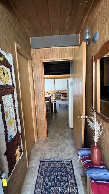 33474 Angeles Drive, Green Valley Lake, California 92341 home-pic-29