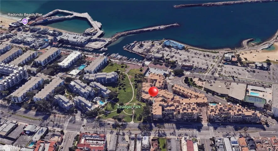120 The Village 208, Redondo Beach, California 90277
