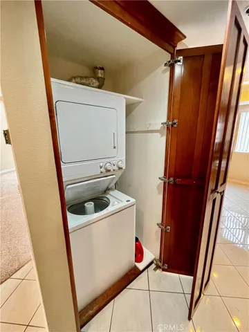 120 The Village 208, Redondo Beach, California 90277