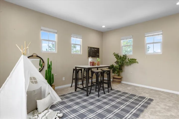 15809 Concord Ridge, San Diego, California 92127