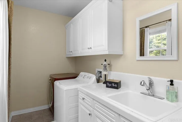 15809 Concord Ridge, San Diego, California 92127