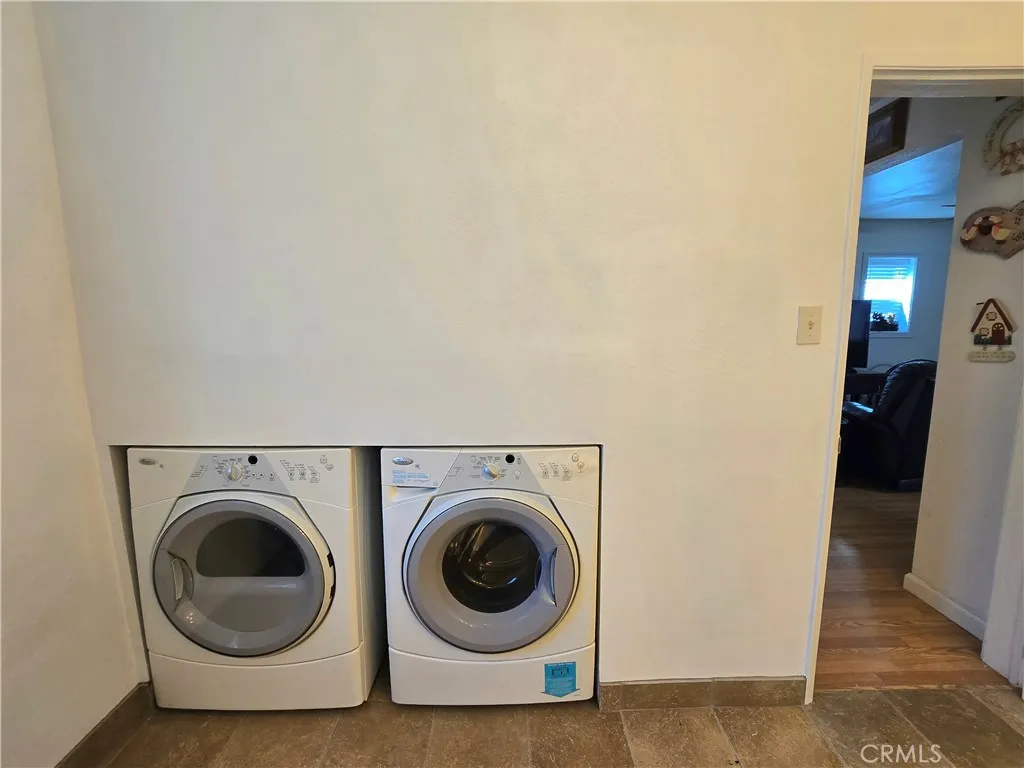 2445 Spring Drive, Running Springs, California 92382 home-pic-11