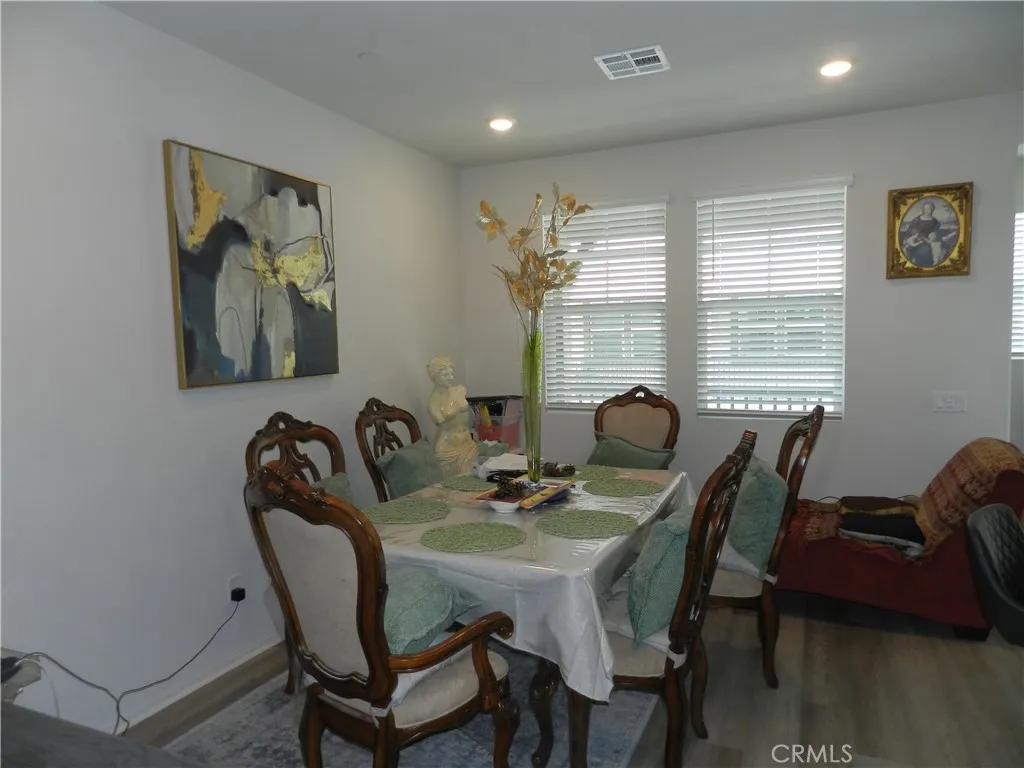 28010 Melrose Drive, Temecula, California 92591 home-pic-2