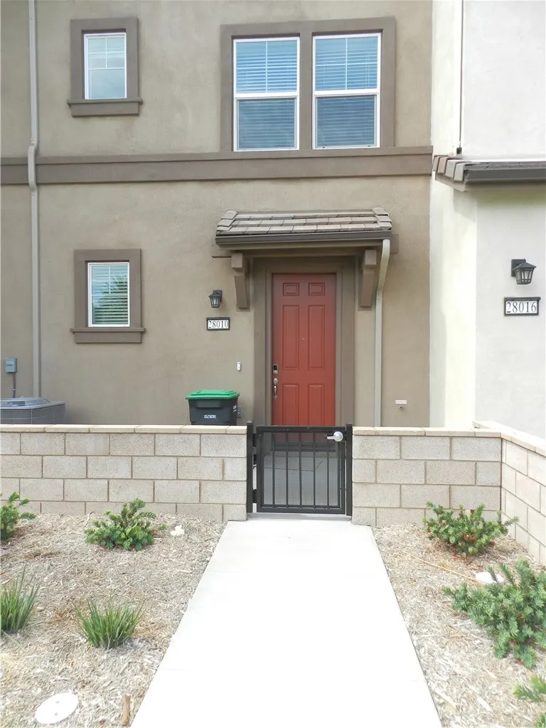 28010 Melrose Drive, Temecula, California 92591 home-pic-0