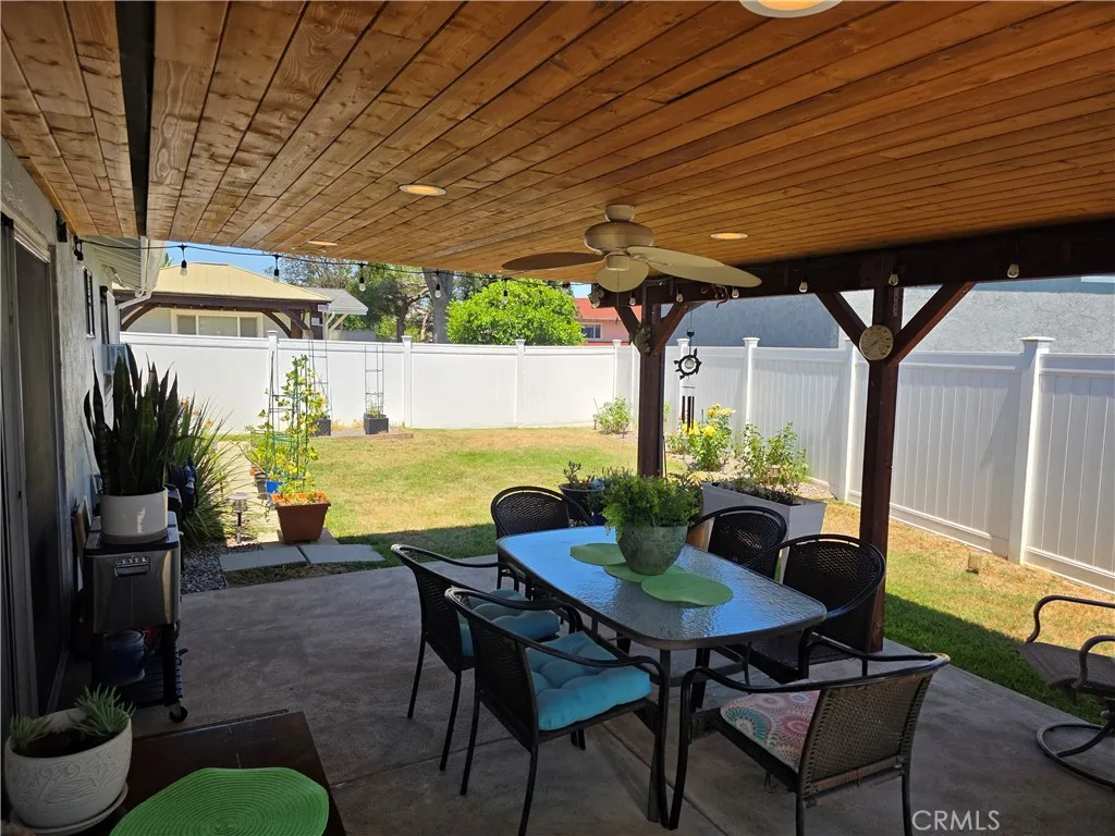 9430 True Avenue, Downey, California 90240 home-pic-26
