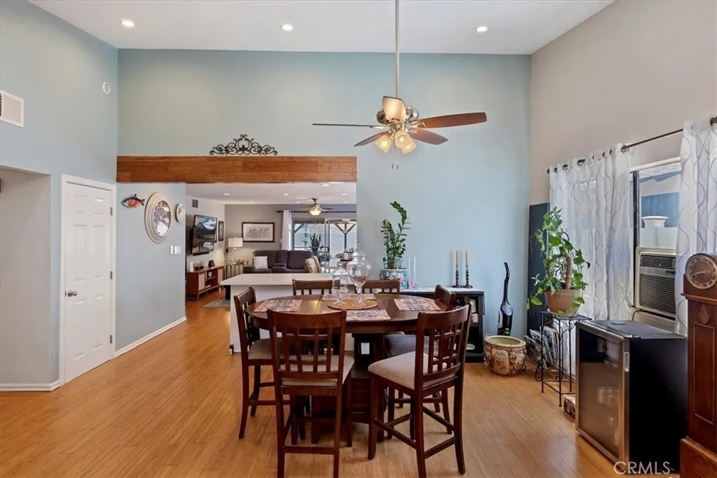 9430 True Avenue, Downey, California 90240 home-pic-7