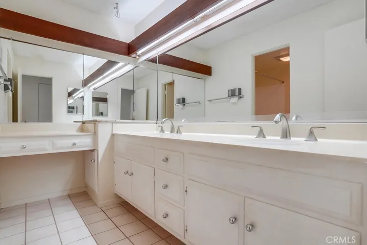3200 La Rotonda Drive 515, Rancho Palos Verdes, California 90275