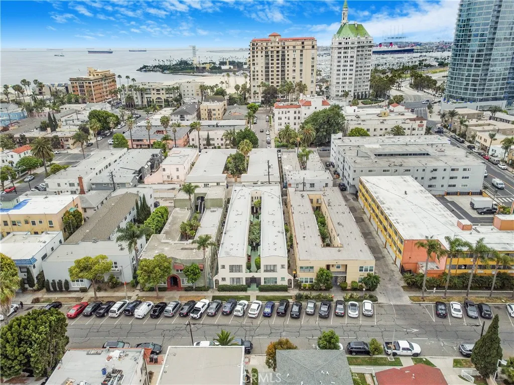 932 E 2nd Street 23, Long Beach, California 90802 home-pic-16