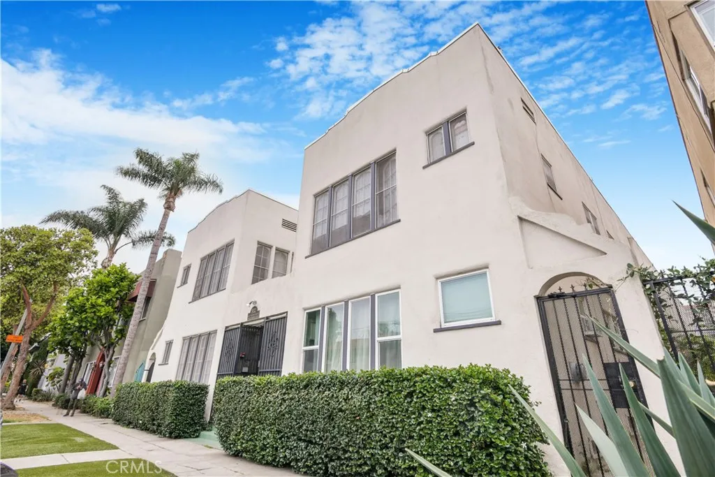 932 E 2nd Street 23, Long Beach, California 90802 home-pic-17