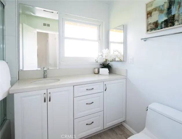 Hallway Bathroom shared by Bedroom #2 and #3