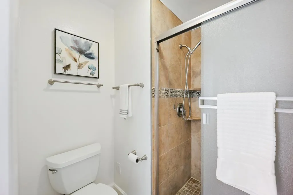 20245 Northglen Square, Cupertino, California 95014 home-pic-21